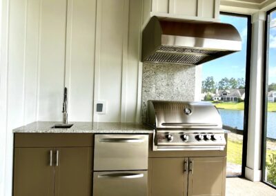 Custom Outdoor Kitchen: Werever Kitchen Cabinets Installed with Sink, Grill, Refrigerator